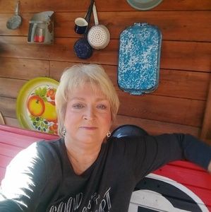 Meet your Posher, Faye